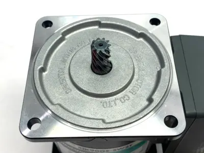 Used Oriental Motor AC Induction Motor 3-Phase 200/220/230 VAC 1/8HP 90W A.C. Motors Michigan US | Maverick Industrial Sales #1390762
