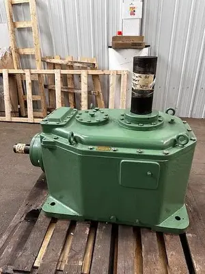 Amarillo 1712.5   Right Angle Double Reduction Cooling Tower Gearbox   Ratio 14.1