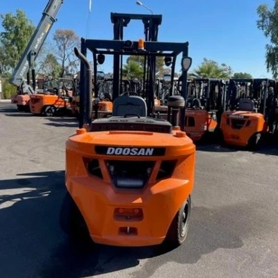 Used 2020 DOOSAN D40S-7 Internal Combustion Forklifts: Pneumatic Tire Arizona US | Leavitt Machinery #1443680
