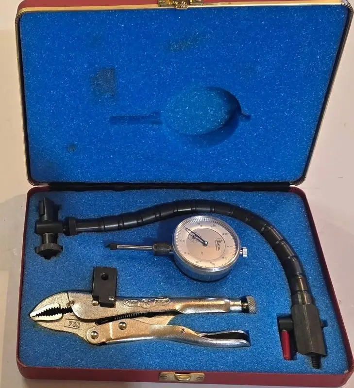 G - Central Tool Company Automotive Engine Gauge Set in Case