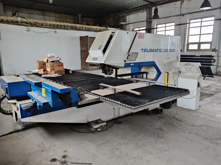 Used 2003 TRUMPF TRUMATIC 2000 R Turret Punches CZ | Amaron s.r.o. #1056827