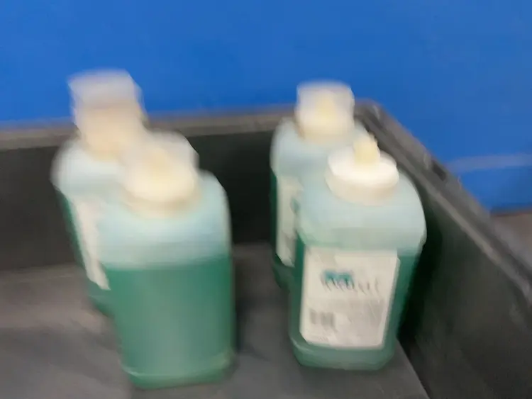 Used STOKO _UNKNOWN_ Hand Washing and Sanitizing Ohio US | HGR 24 #1326187