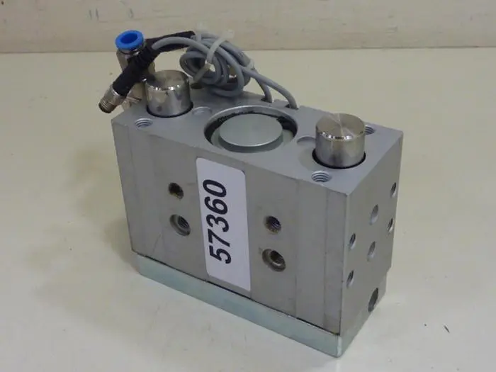Used FESTO DFM-40-25-P-A-GF Cylinders Michigan US | Ideal Machinery #601012