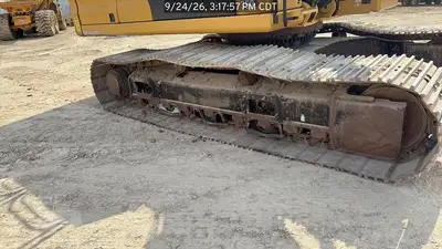 Used 2024 CATERPILLAR 352 Crawler Excavators Texas US | National Equipment Dealers #1545830