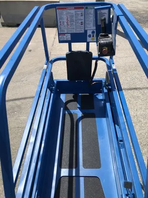 Used 2007 GENIE GS-1930 ELECTRIC SCISSOR LIFT Scissor Lifters Alberta CA | Adcock Equipment #1418060