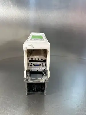 Control Techniques Unidrive M702-034-00100-A 4.0/5.5kw (2.4.2)