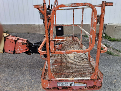 USED 2016 JLG 600S