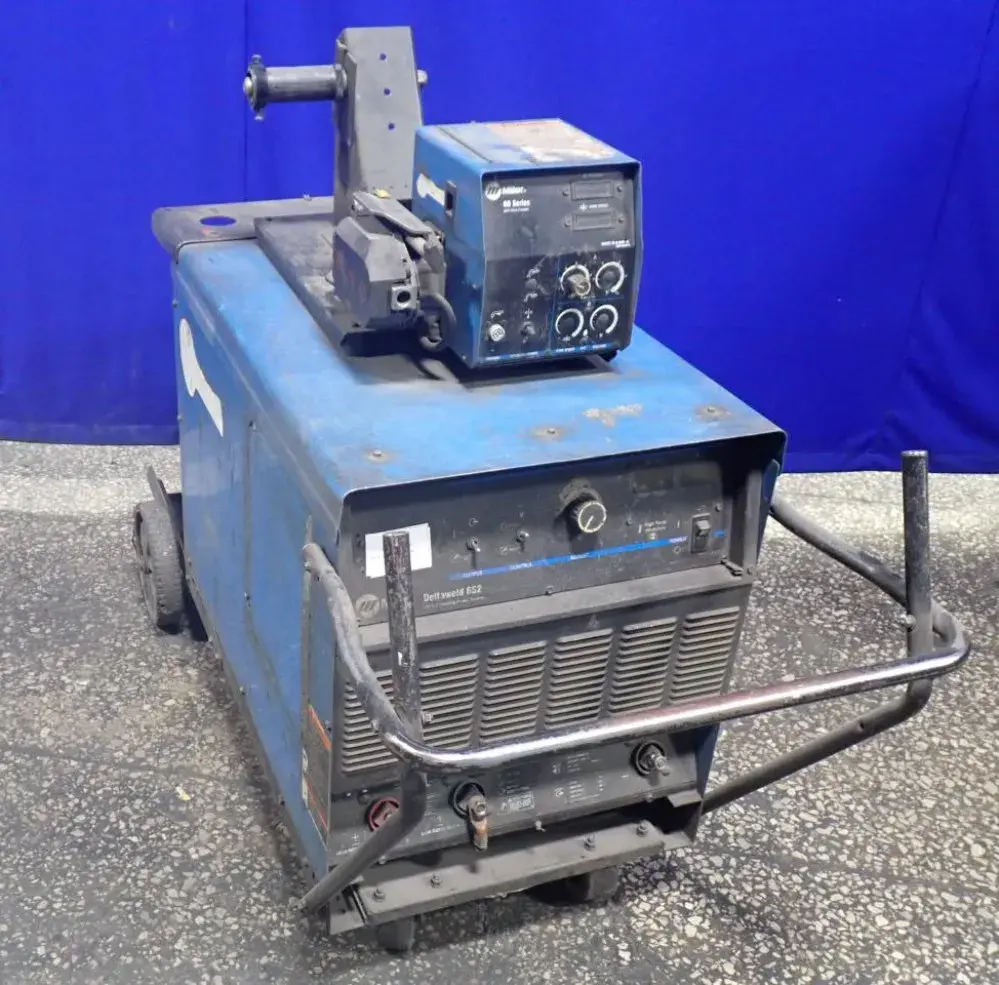 USED MILLER ELECTRIC DELTAWELD 652