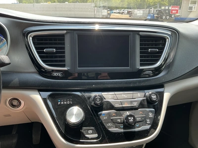 Used 2020 CHEVROLET PACIFICA Vans Michigan US | Miedema Asset Management Group #1321281