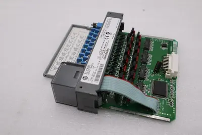 Allen Bradley 1746-OV16 /C SLC 500 16-Point Digital Output Module STOCK K-679-C