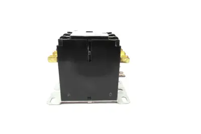 NEW ABB DP30C3P-F/B CONTACTOR DP30C3PFB