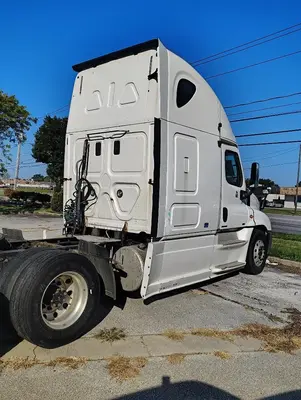 Used 2012 FREIGHTLINER CASCADIA Conventional trucks Ohio US | Proxy Equipment #1385152