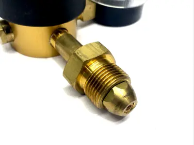 Used Miller 22-30-580 Regulators Michigan US | Maverick Industrial Sales #1456757