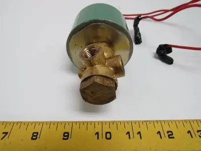 Asco Red Hat Valve 835223 Solenoid Control Valve 1/4" NPT 120 VAC 3 Way