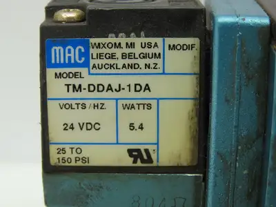 MAC 82A-AC-BKA-TM-DDA5-1DA Pneumatic Solenoid Control Valve 150PSI 24VDC Coil