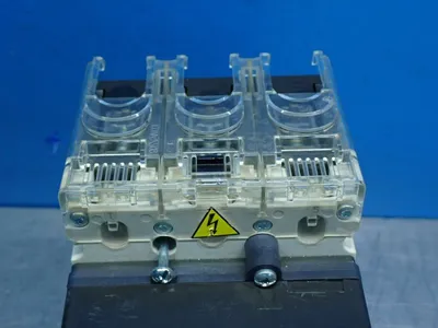 Used SIEMENS 3VL11102KE300AA0 Circuit Breakers | HGR 24 #731930