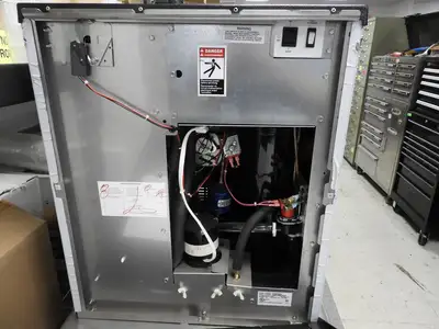 New | in-Stock ice o matic Unused Ice-O-Matic ICE0926HR Remote Ice Machine, Cube-Style As-Is Ice Machines Illinois US | Falcon Restaurant Supply #1376449