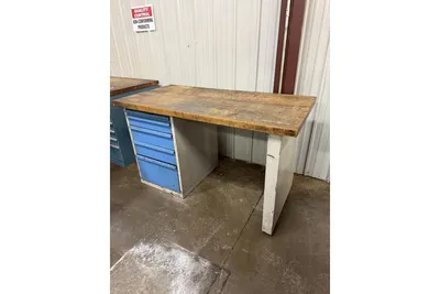 Used _UNKNOWN_ _UNKNOWN_ Work Benches Utah US | KD Auctions #1553809
