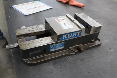 Used KURT WORKHOLDING SOLUTIONS D-675 Vises Minnesota US | Machinesused.com #1505689
