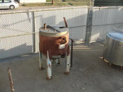 SPC7422  Tank 125 gallon vertical tank, Stainless Steel, 15 PSI jacket