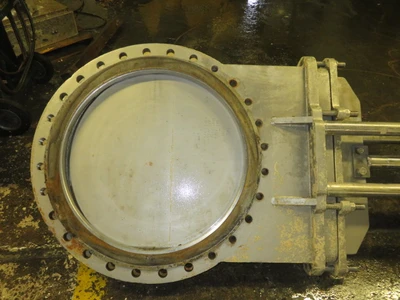 Trueline TL 30" knife gate valve with actuator