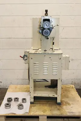 ROPER WHITNEY (PEXTO) MODEL 3617-C  Power Beading (Combination) Machine