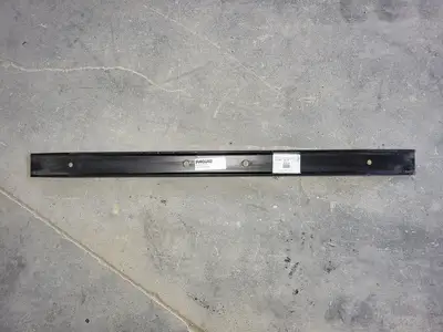 NEW PACCAR 05-25102
