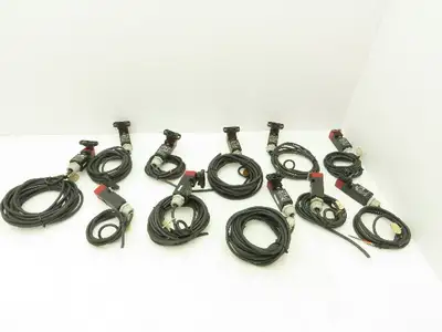 Omron D4NS-2BF Safety Door Switch 3A 240VAC/0.27A 250VDC Lot of 11
