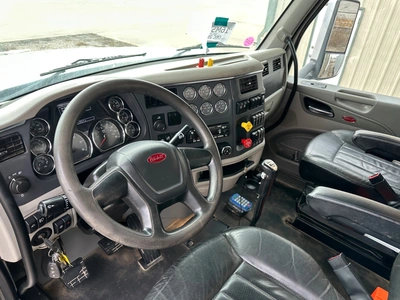 2021 TORNADO F4 Hydro Excavator | VacSource (5)