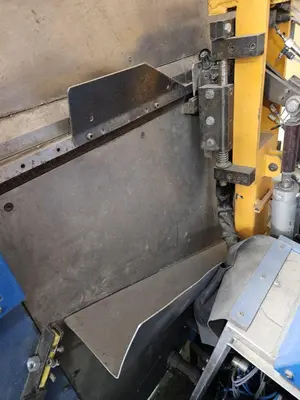 Used WHITELEGG CFM-400-TWR Wire Forming (and Four Slides) | Walden Machinery #1289042