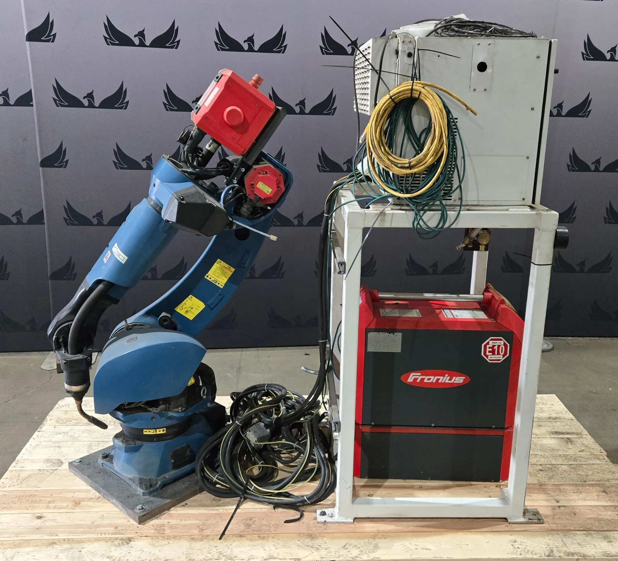 Used 2020 FANUC ArcMate 120iD + R-30iB PLUS + TPS 400i Robots Michigan US | iGAM Industrial Marketplace #1382892