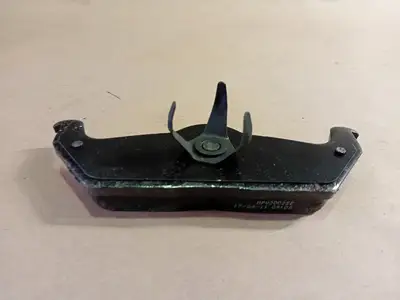 NEW FORD 4U2Z-2V200-A