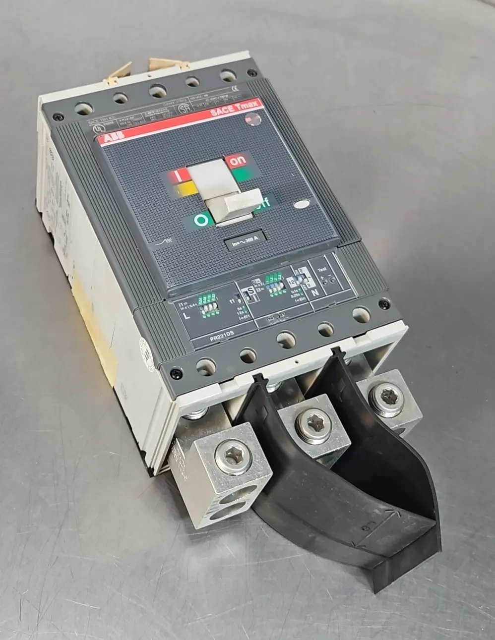 ABB SACE T5H 400 Circuit Breaker Loc4E14