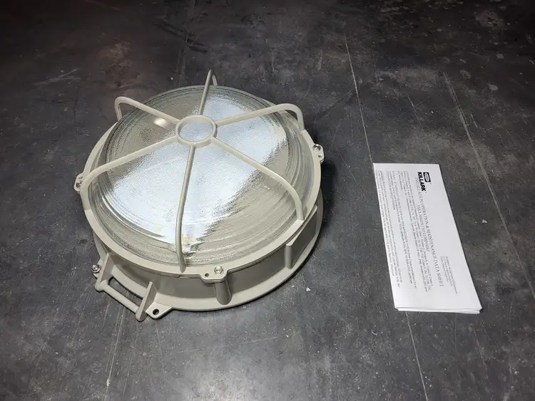 New | in-Stock KILLARK VML1X930G Lighting British Columbia CA | Lenmark #367569