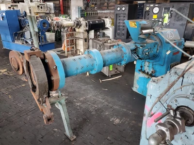 Nakata 90mm Rubber Extruder