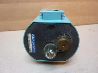 USED WILKERSON L27-04-000 A95