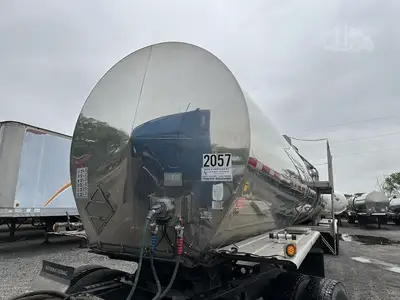 Used 1999 POLAR _UNKNOWN_ Tanker Trailers Indiana US | Lakeshore Equipment Sales #1546611