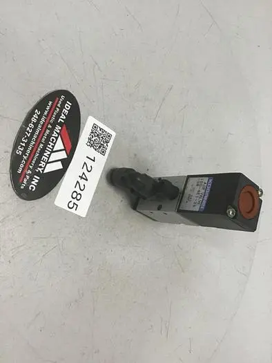 Used KOGANEI 100-4E1-39-SR Valves/Fittings Michigan US | Ideal Machinery #591114