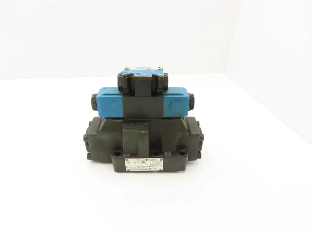 Used VICKERS _UNKNOWN_ Valves/Fittings Indiana US | Arrow Industrial #1316973