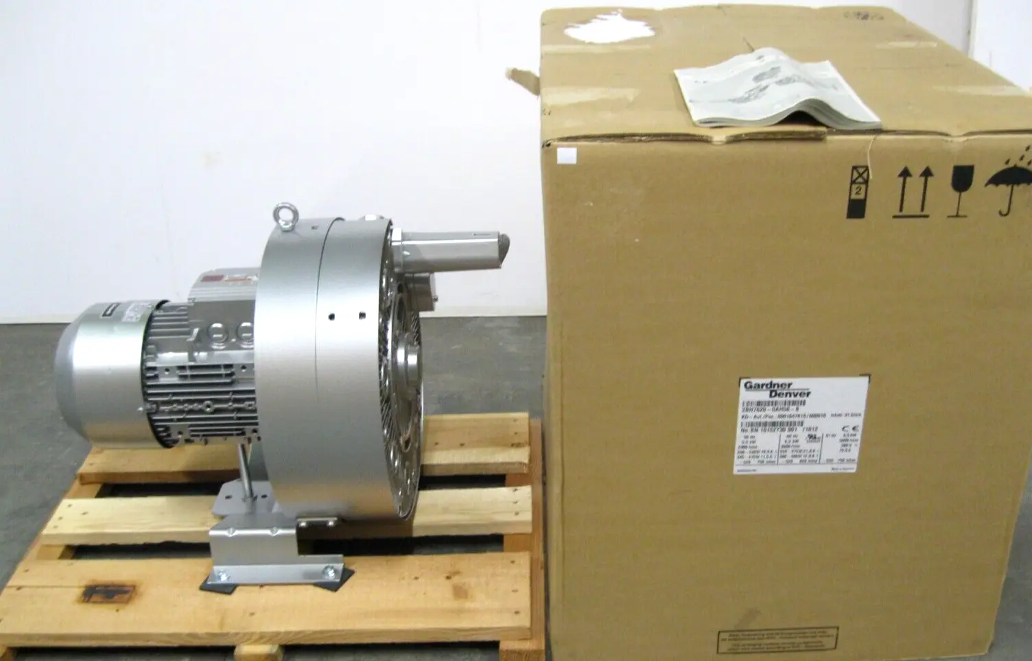 1.25" NPT Elmo Rietschle Gardner Denver G-BH7 Vacuum Pump/Compressor NEW Z57