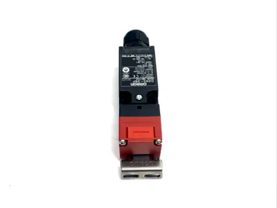 USED OMRON D4NS-3BF