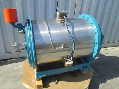 12" x 32" Halvorsen, autoclave / sterilizer - 20 to 100 deg, 50 psi, 1992