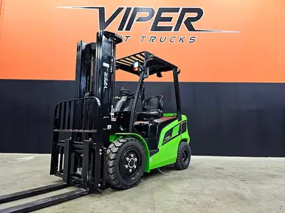 Used 2026 Viper FB30 4-Wheel Sit down Electric Counterbalance Forklifts New York US | United Lift #1446664
