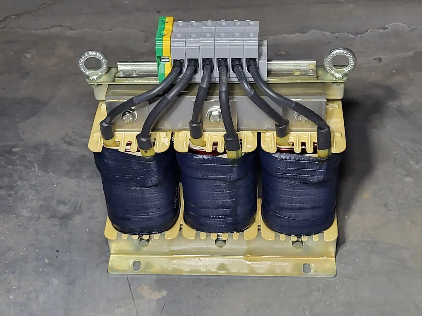 New | in-Stock REO UNC1-420-0667 Transformers British Columbia CA | Lenmark #1426777