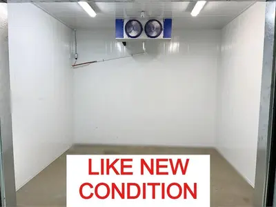 Walk in Freezer - Refrigerator Combination - like new condition