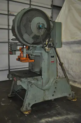 USED L & J W60