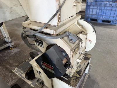 Used _UNKNOWN_ _UNKNOWN_ Oscillating Pharmaceutical Granulators Indiana US | Miedema Asset Management Group #1575182