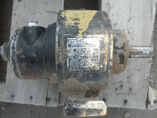 Used GAST AM410 Gearboxes | Power Zone Equipment #970718