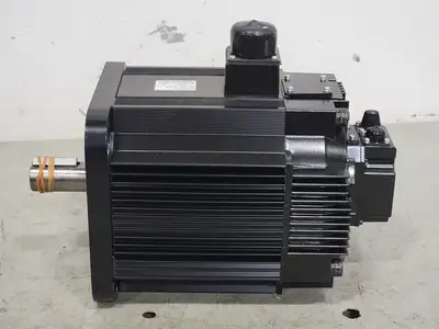 NEW YASKAWA SGMRS-37A2A-YR13