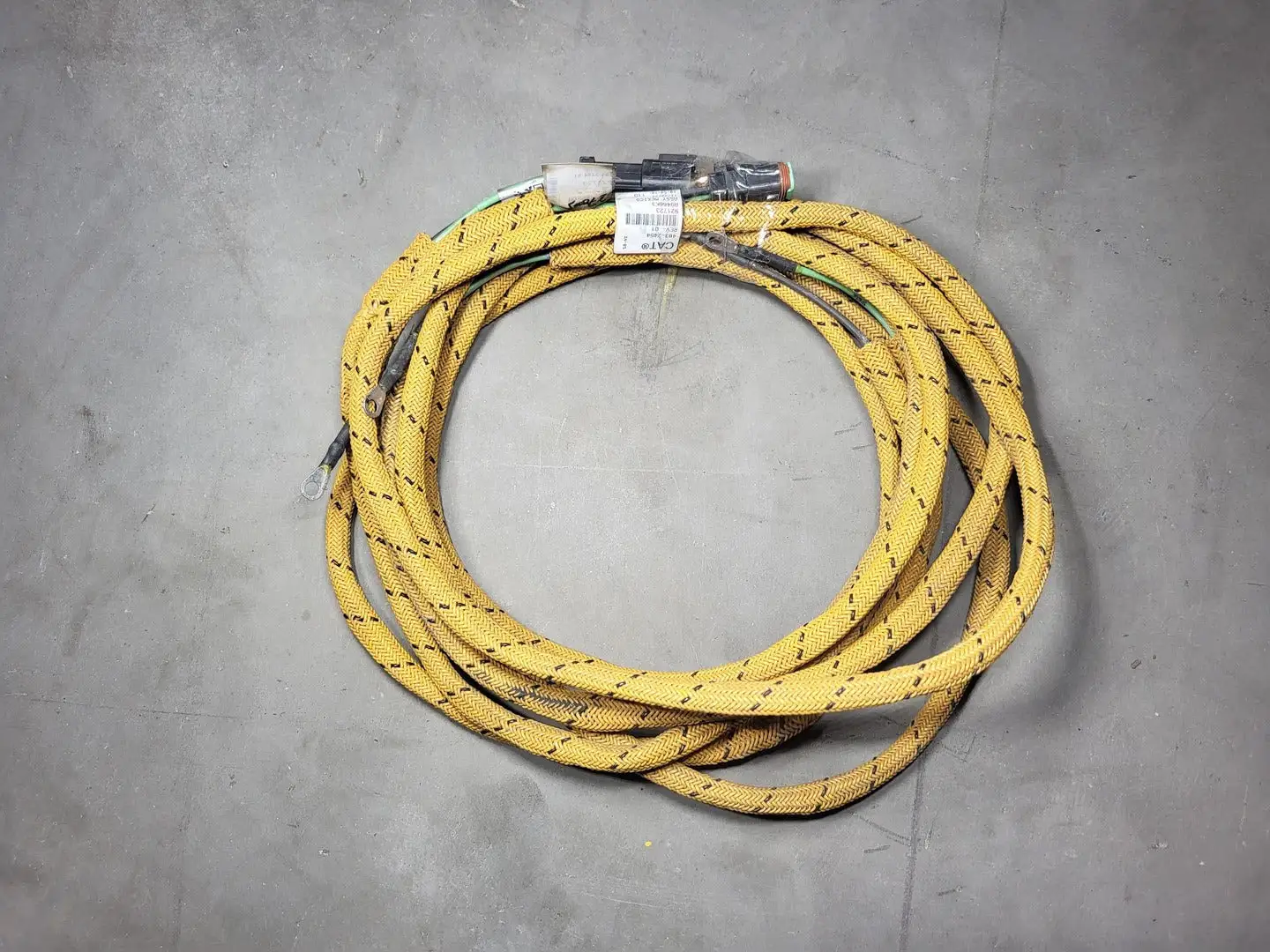 NEW 2022 CATERPILLAR 438-2454